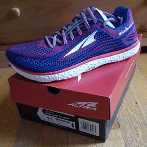 NEW Altra Womens London Escalante Racer size 11